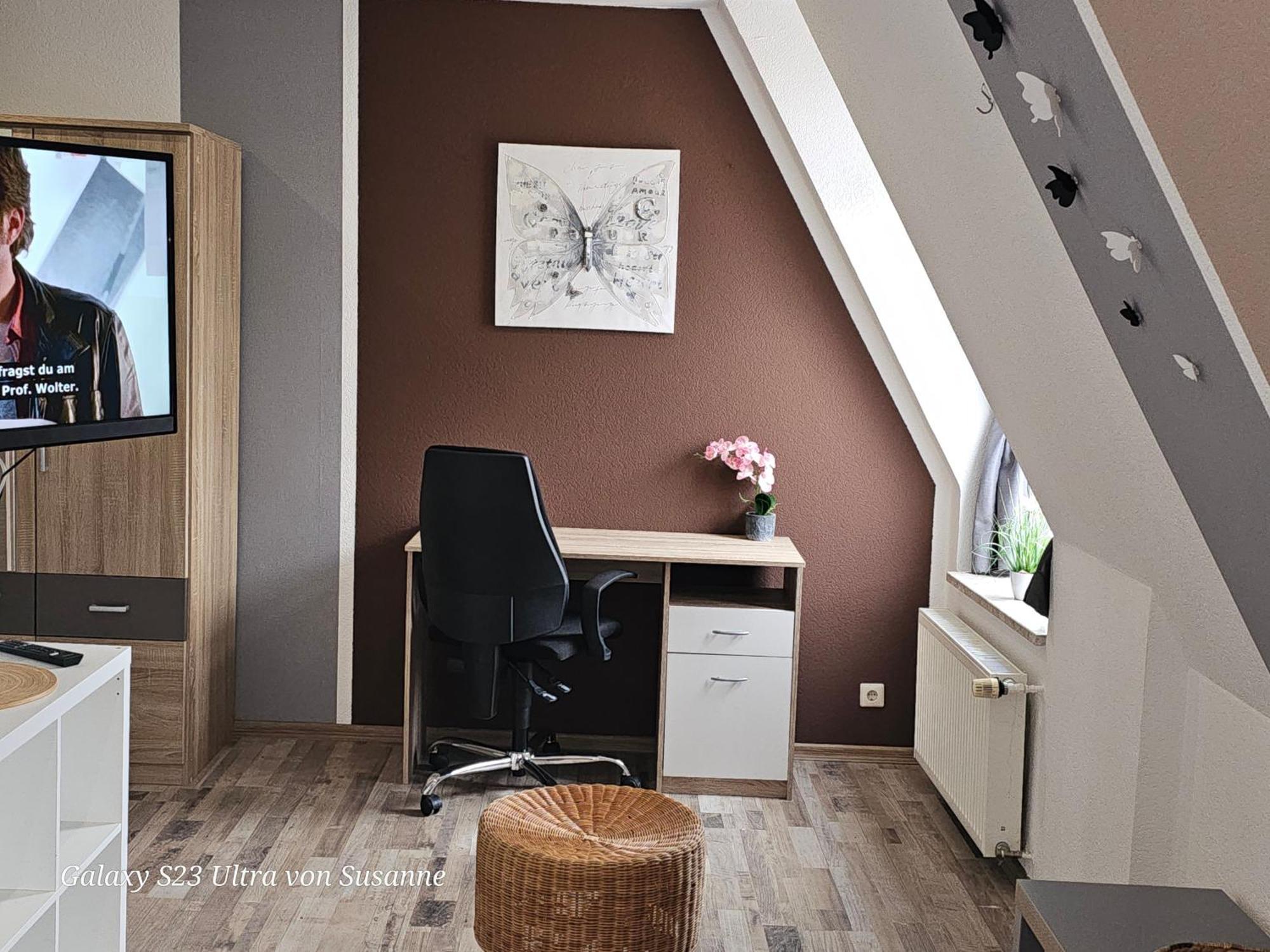 Gemuetl Wohnung Mit Blick Auf Den Hafen Bremerhaven Esterno foto